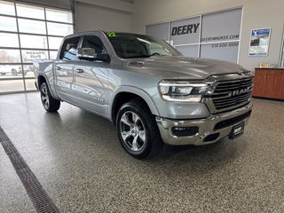 2022 RAM 1500 Laramie Crew Cab 4x4 5'7' Box