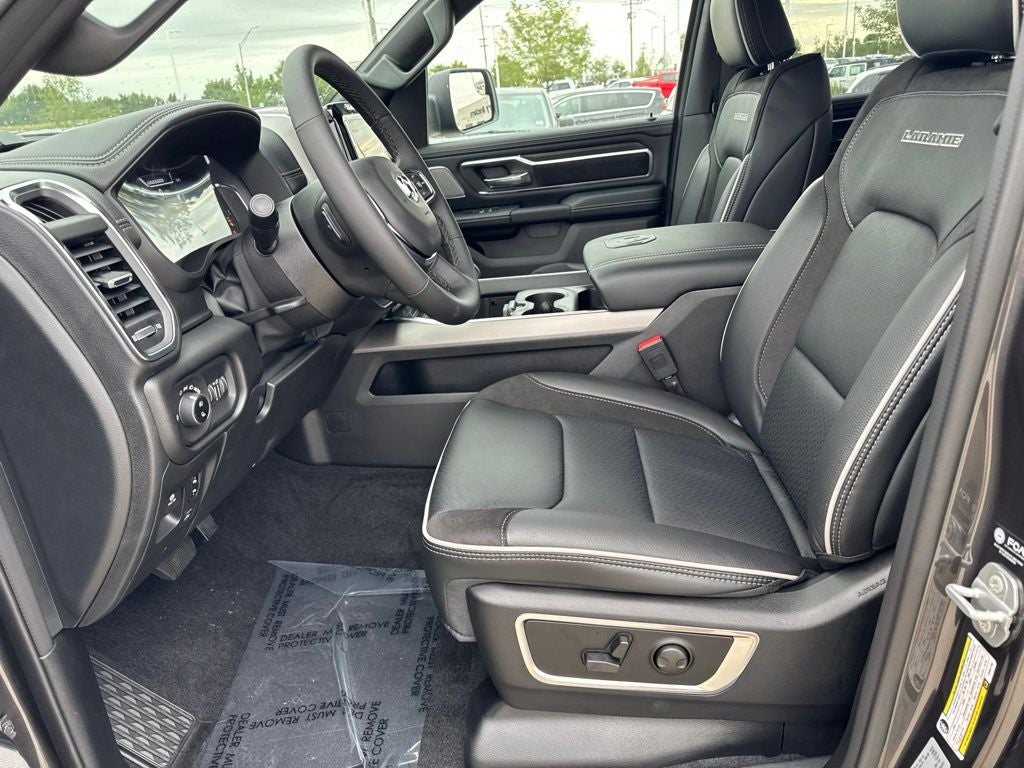 2027 RAM Ram 1500 RAM 1500 LARAMIE CREW CAB 4X4 5'7' BOX