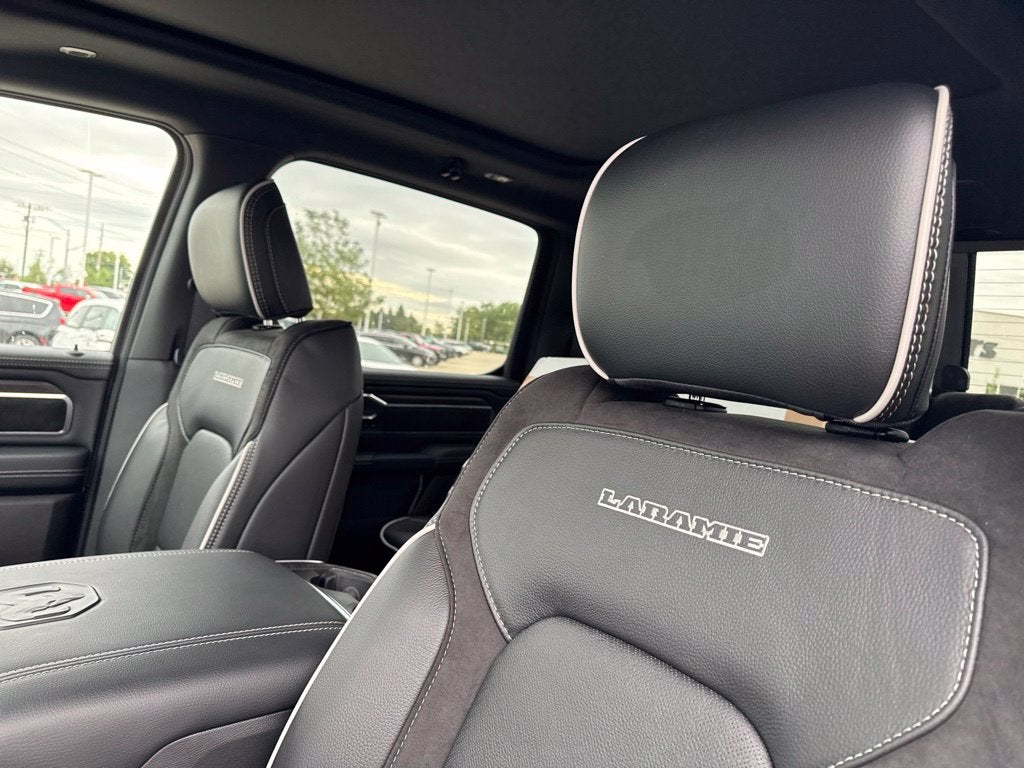 2027 RAM Ram 1500 RAM 1500 LARAMIE CREW CAB 4X4 5'7' BOX