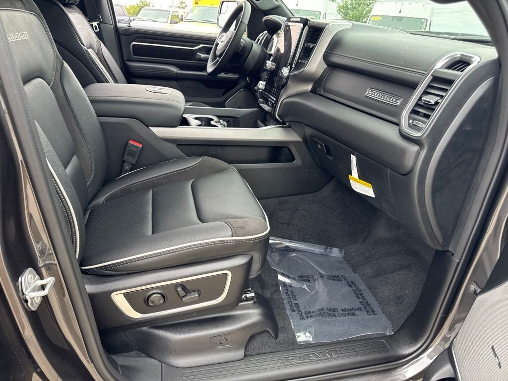 2027 RAM Ram 1500 RAM 1500 LARAMIE CREW CAB 4X4 5'7' BOX