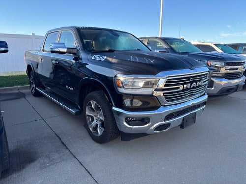 2019 RAM 1500 Laramie Crew Cab 4x4 5'7' Box