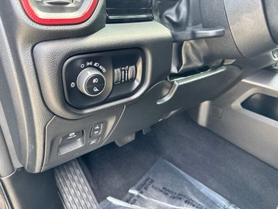 2025 RAM 1500 Rebel Crew Cab 4x4 5'7' Box