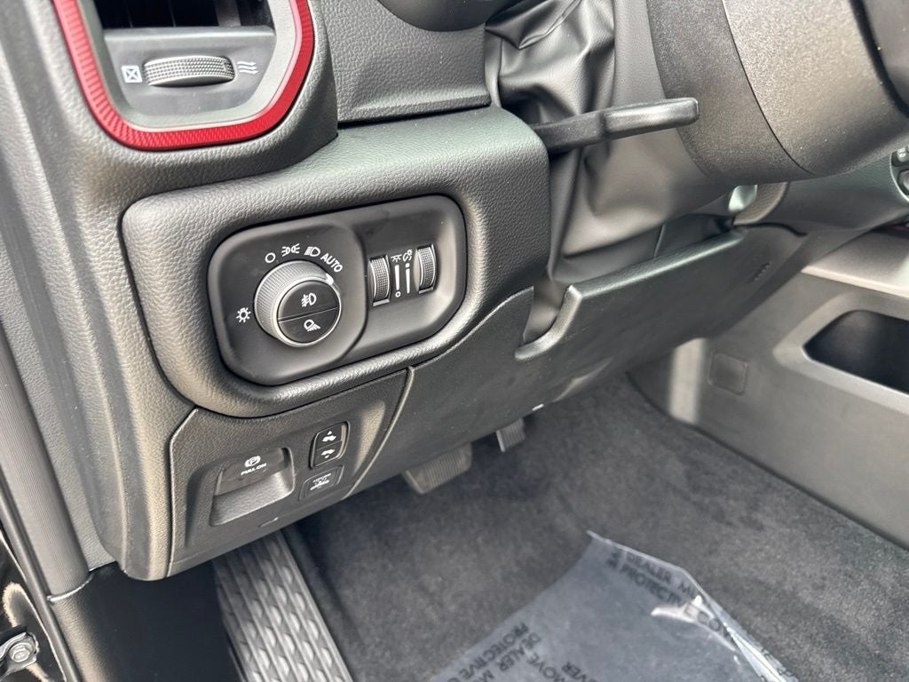 2027 RAM Ram 1500 RAM 1500 REBEL CREW CAB 4X4 5'7' BOX