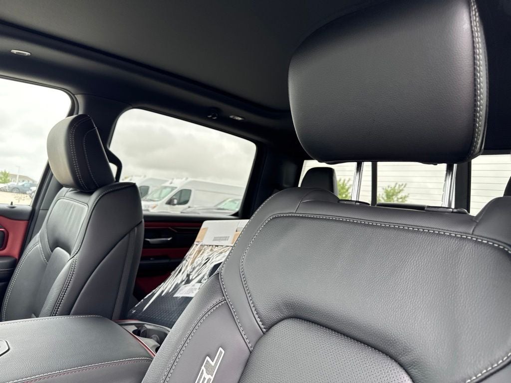 2027 RAM Ram 1500 RAM 1500 REBEL CREW CAB 4X4 5'7' BOX