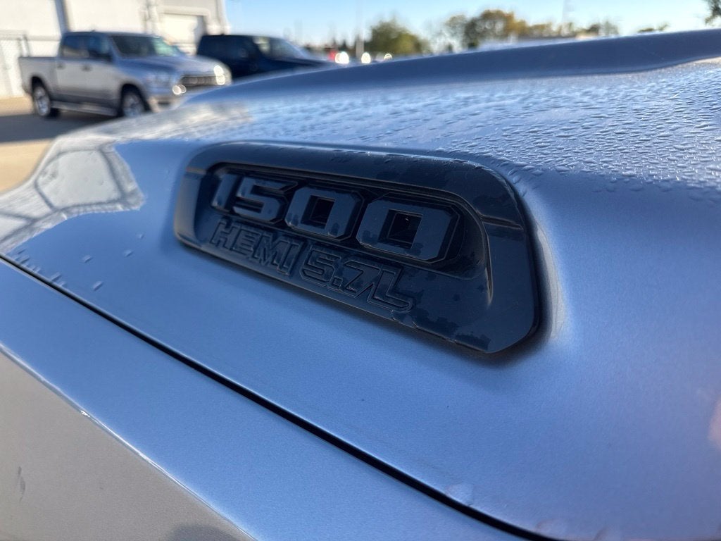 2020 RAM 1500 Big Horn Crew Cab 4x4 6'4' Box