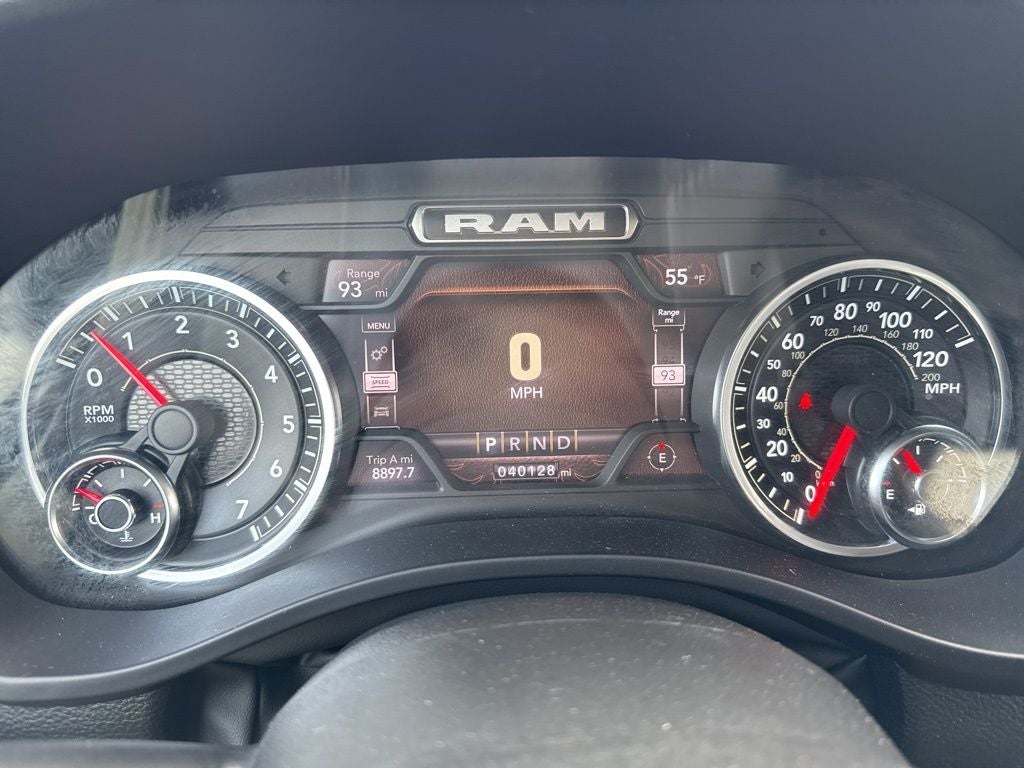 2022 RAM 1500 Laramie Crew Cab 4x4 6'4' Box