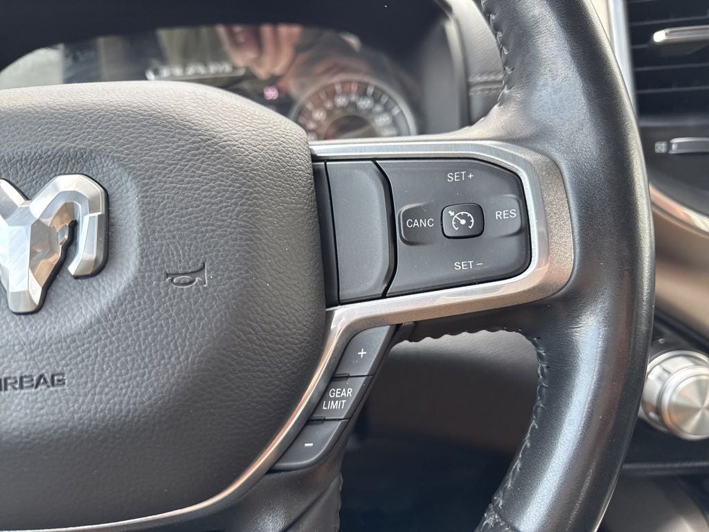 2022 RAM 1500 Laramie Crew Cab 4x4 6'4' Box