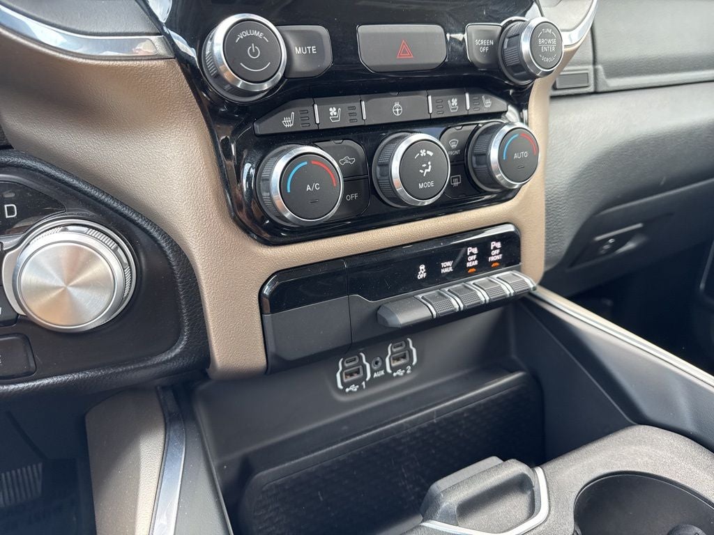 2022 RAM 1500 Laramie Crew Cab 4x4 6'4' Box