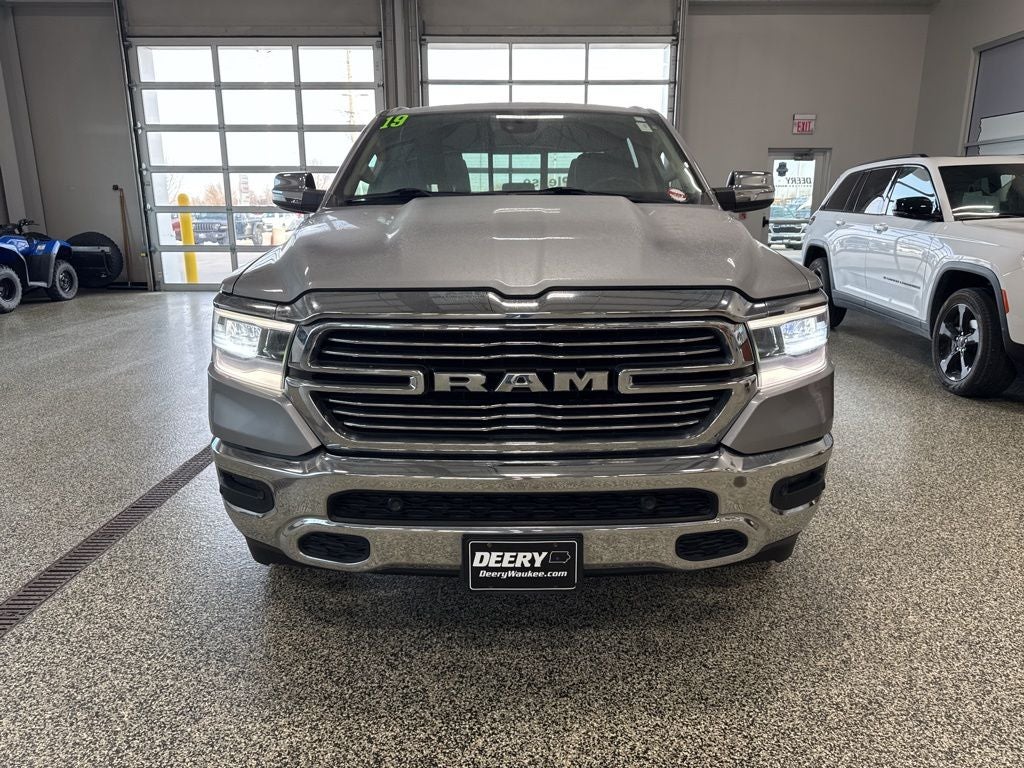 2019 RAM 1500 Laramie Crew Cab 4x4 6'4' Box
