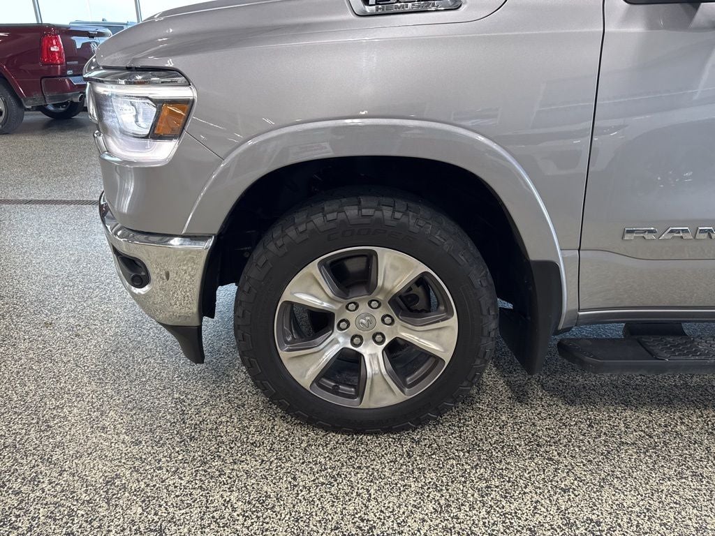 2019 RAM 1500 Laramie Crew Cab 4x4 6'4' Box