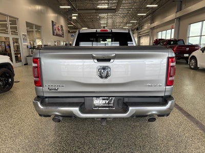 2019 RAM 1500 Laramie Crew Cab 4x4 6'4' Box