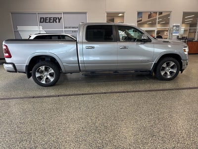2019 RAM 1500 Laramie Crew Cab 4x4 6'4' Box