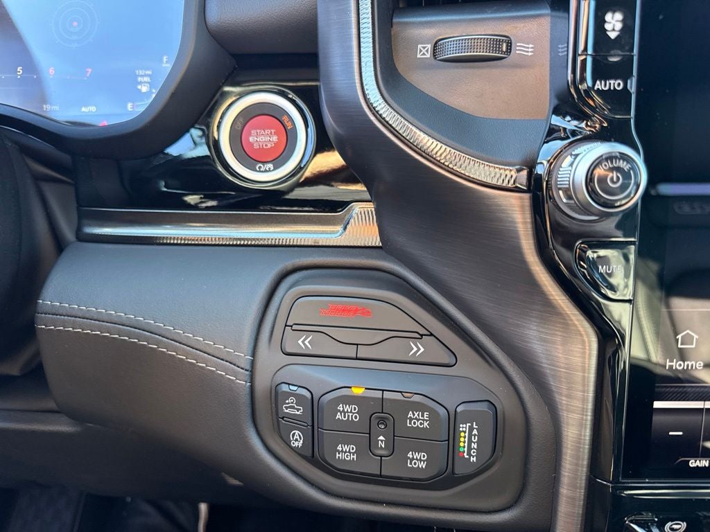 2026 RAM Ram 1500 RAM 1500 RHO CREW CAB 4X4 5'7' BOX
