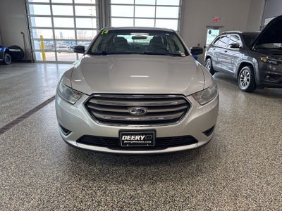 2014 Ford Taurus SE