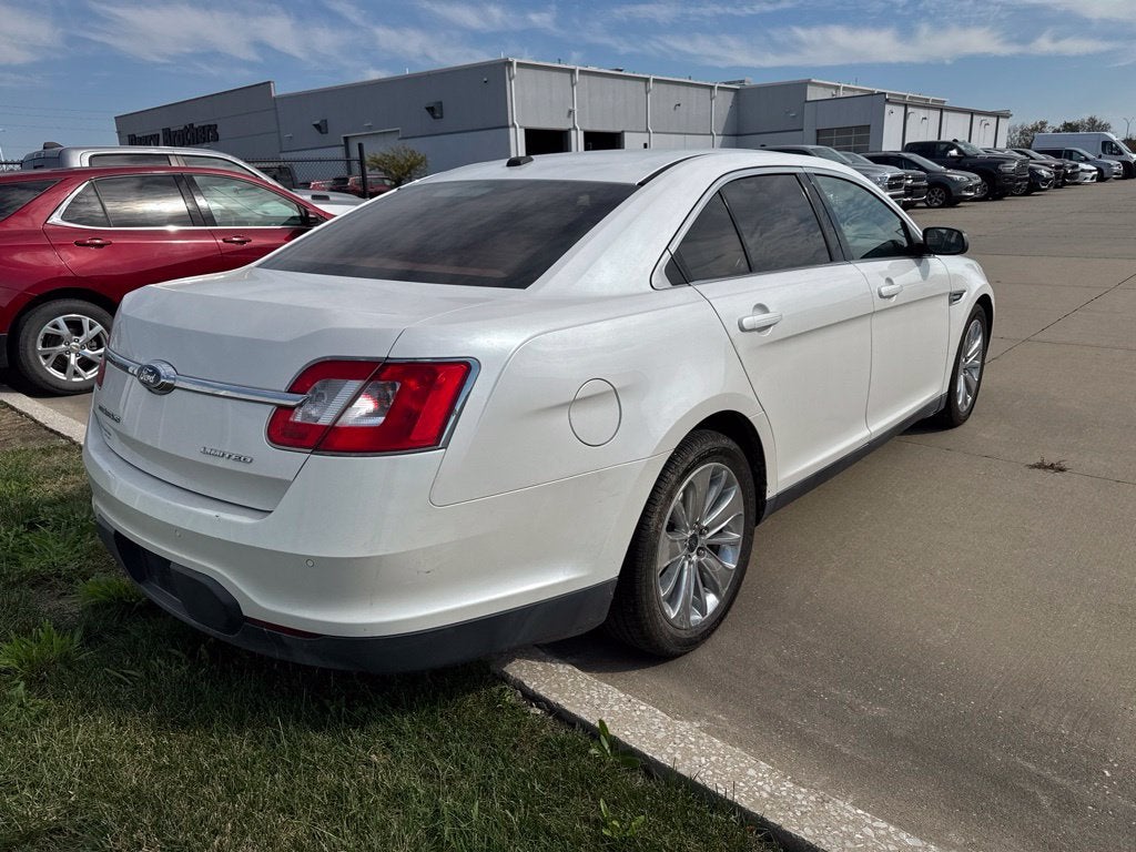 2010 Ford Taurus Limited
