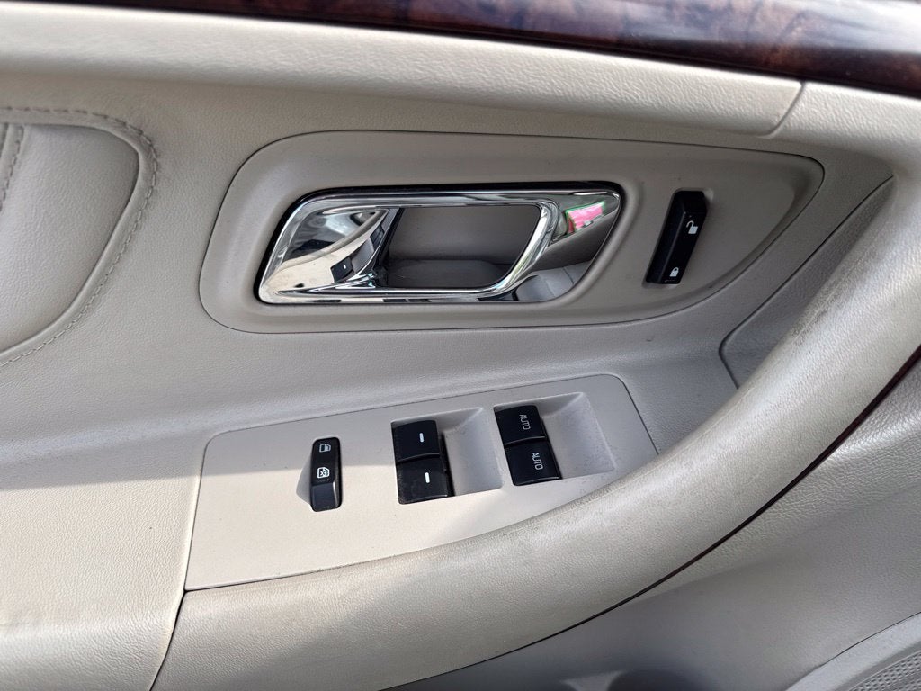 2010 Ford Taurus Limited