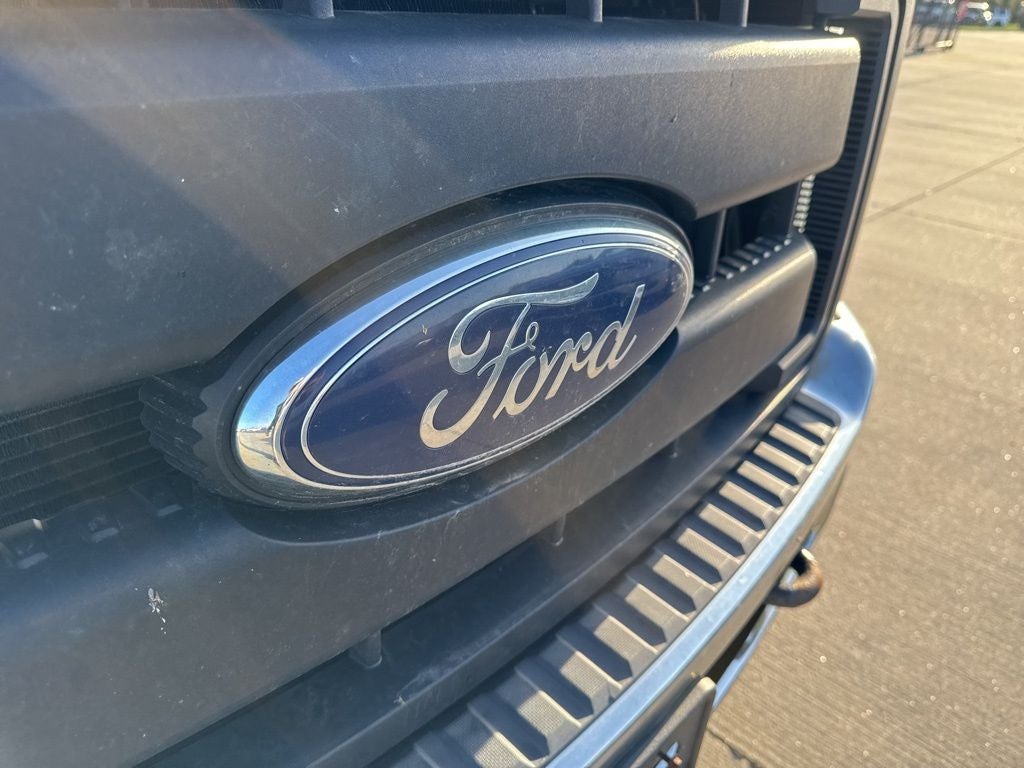 2013 Ford F-550 Chassis XL DRW