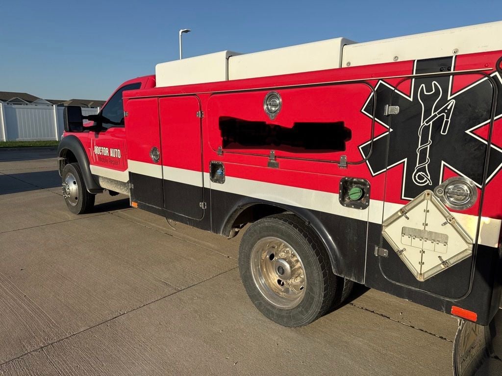 2013 Ford F-550 Chassis XL DRW