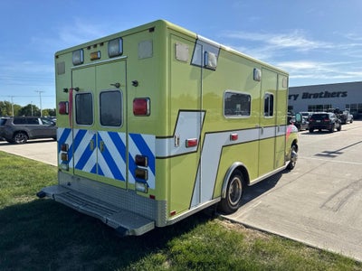 2007 Ford E-450 Cutaway Base