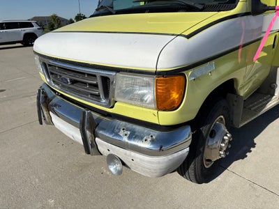 2007 Ford E-450 Cutaway Base