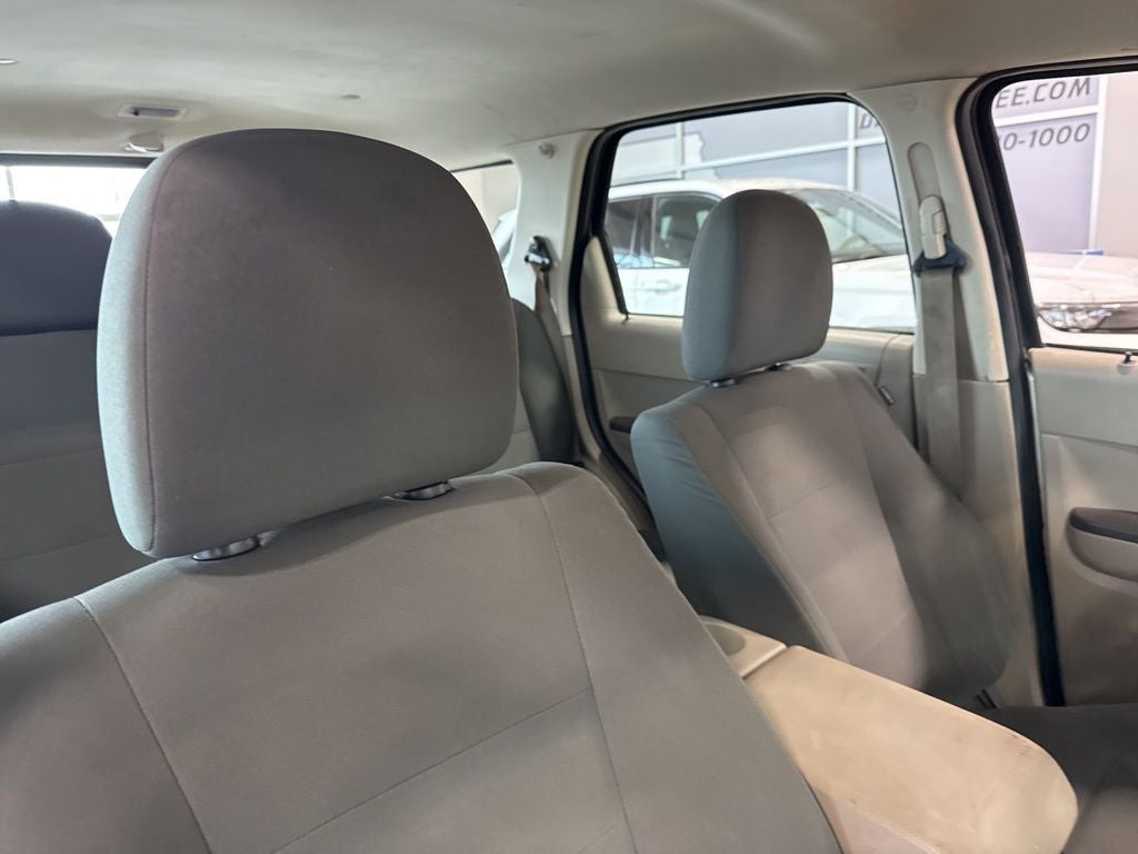 2010 Ford Escape XLS