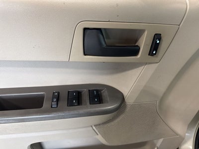 2010 Ford Escape XLS