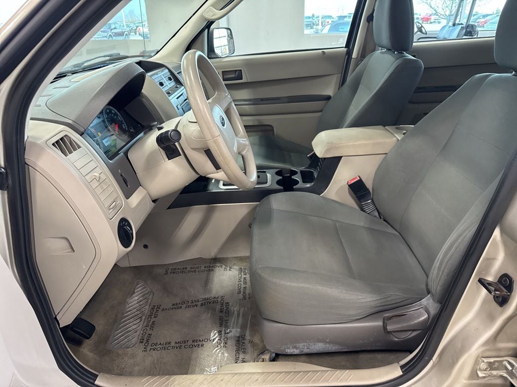 2010 Ford Escape XLS