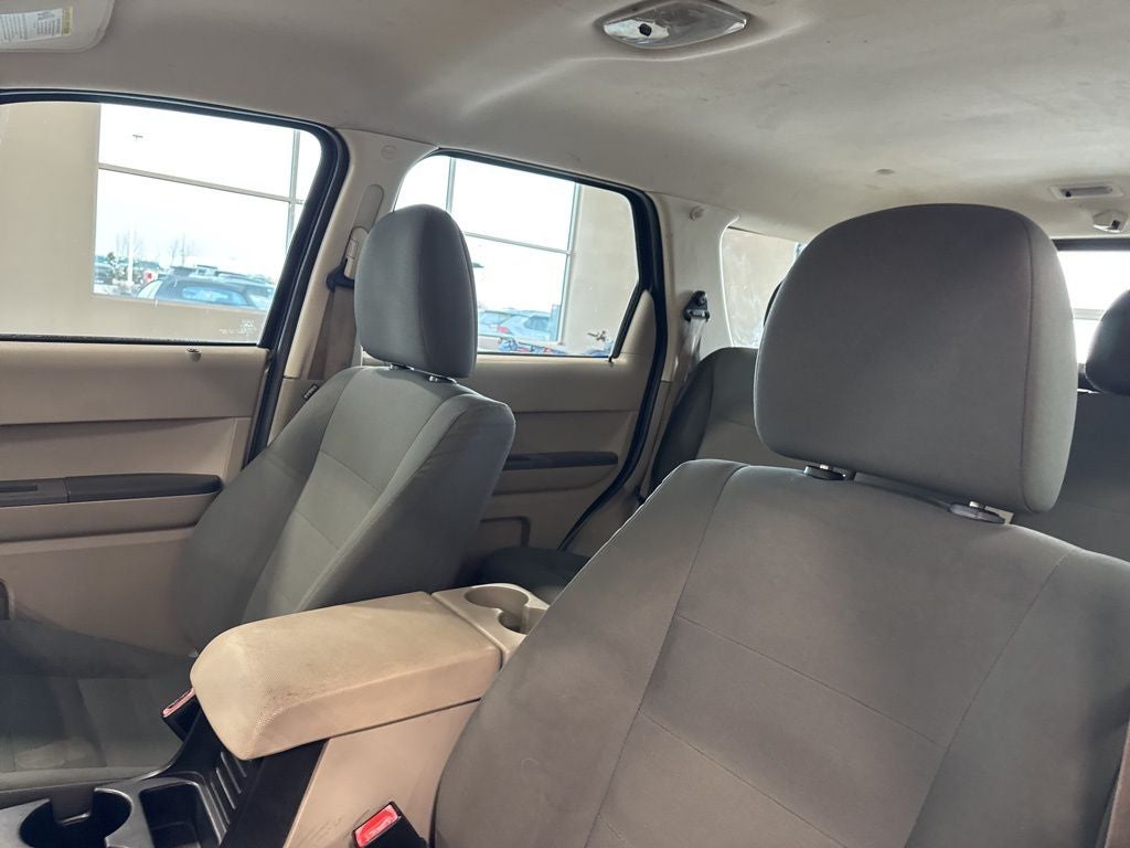 2010 Ford Escape XLS