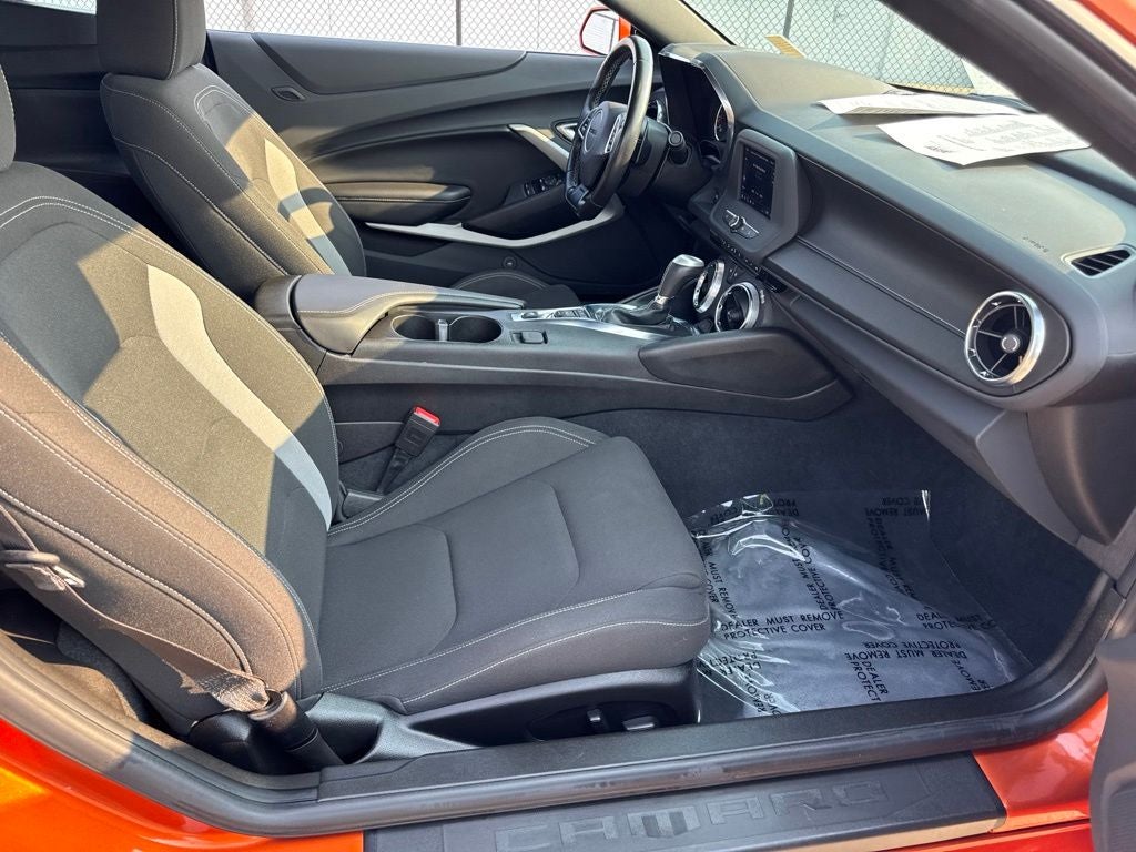 2023 Chevrolet Camaro RWD Convertible LT1