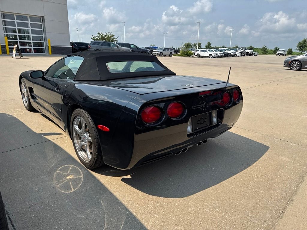 2003 Chevrolet Corvette Base
