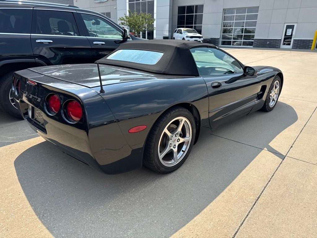 2003 Chevrolet Corvette Base
