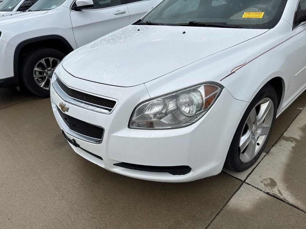 2011 Chevrolet Malibu LS 1LS