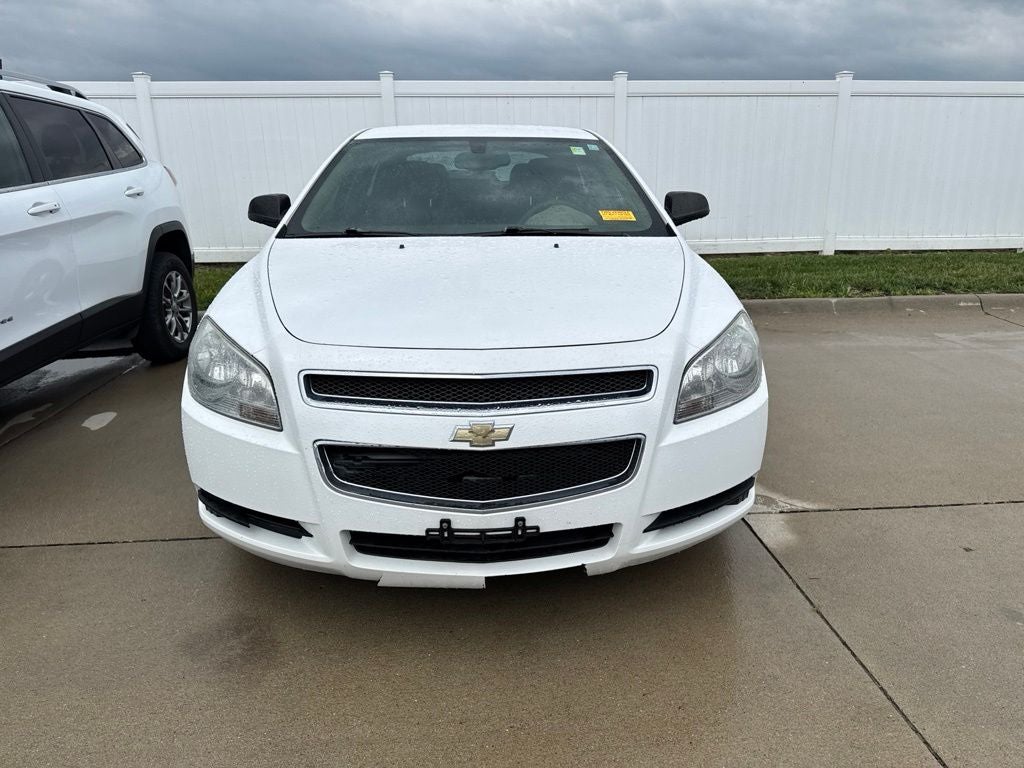 2011 Chevrolet Malibu LS 1LS
