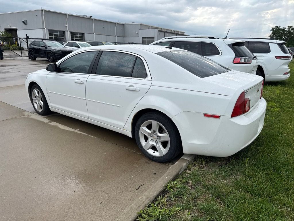 2011 Chevrolet Malibu LS 1LS