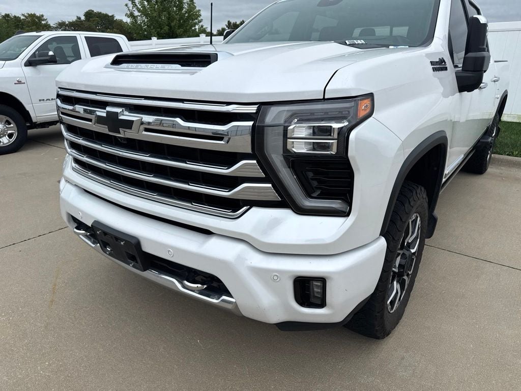 2024 Chevrolet Silverado 3500HD 4WD Crew Cab Standard Bed High Country
