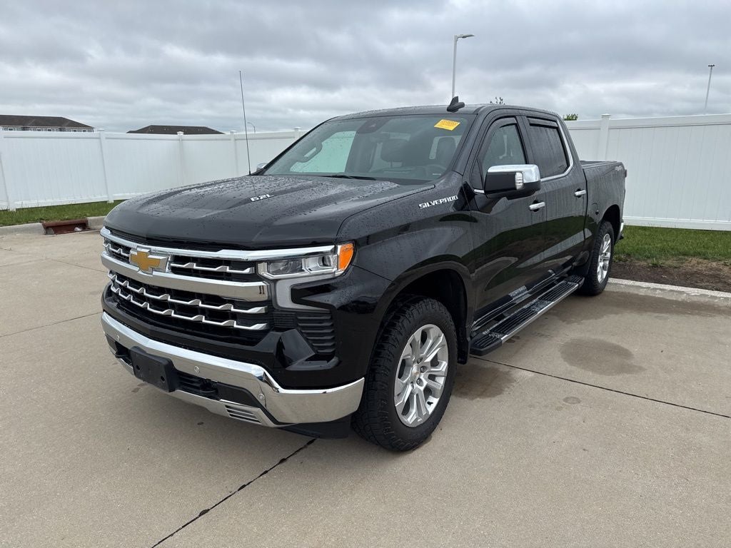 2024 Chevrolet Silverado 1500 4WD Crew Cab Short Bed LTZ