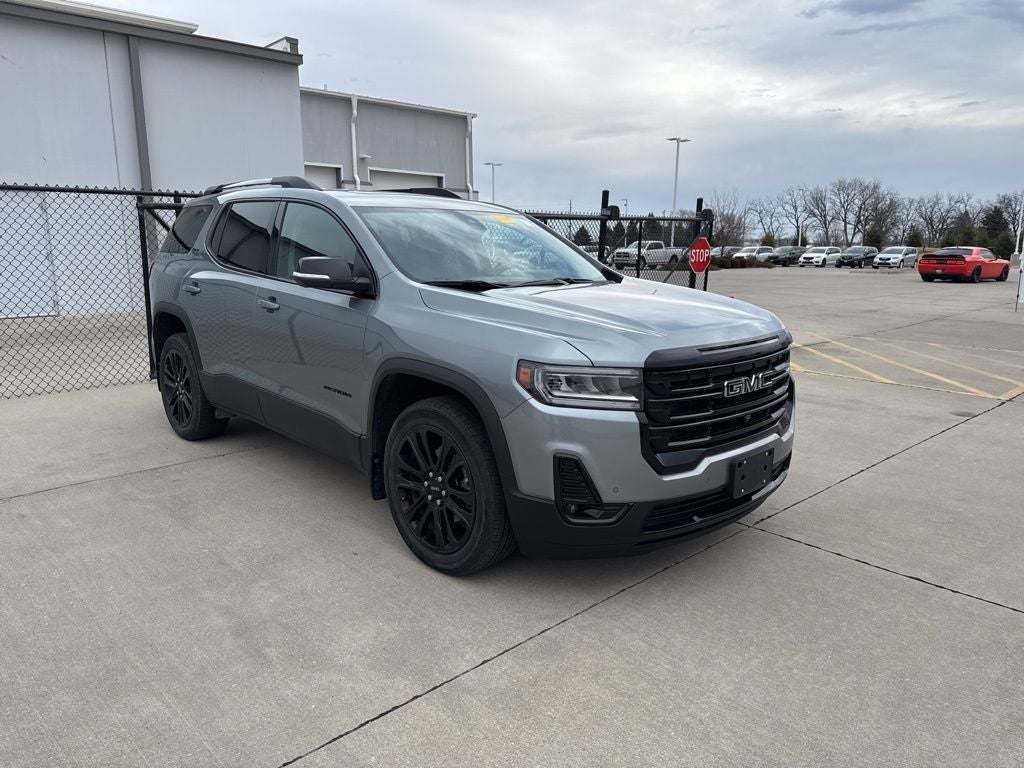 2023 GMC Acadia AWD SLT