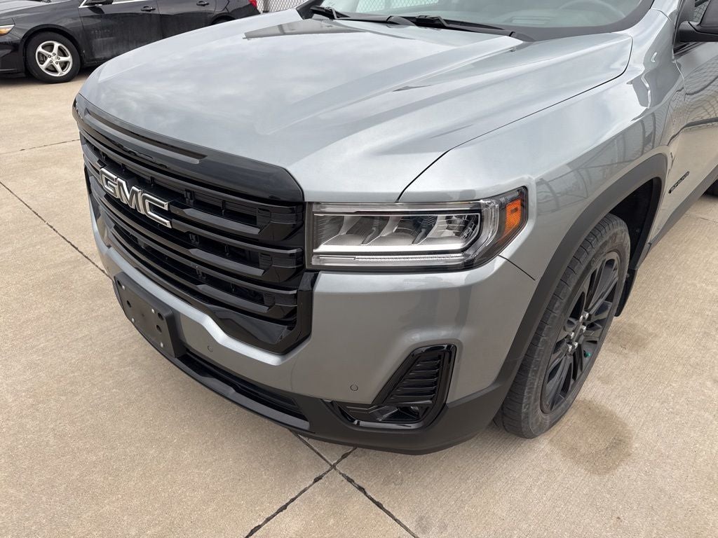 2023 GMC Acadia AWD SLT