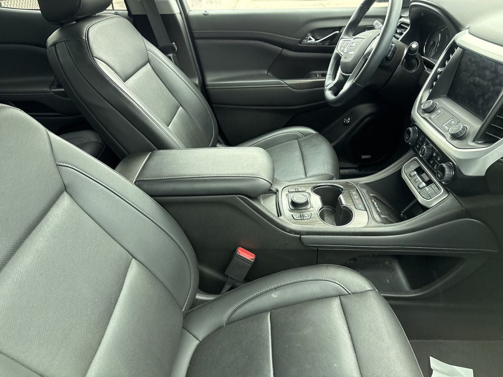 2023 GMC Acadia AWD SLT