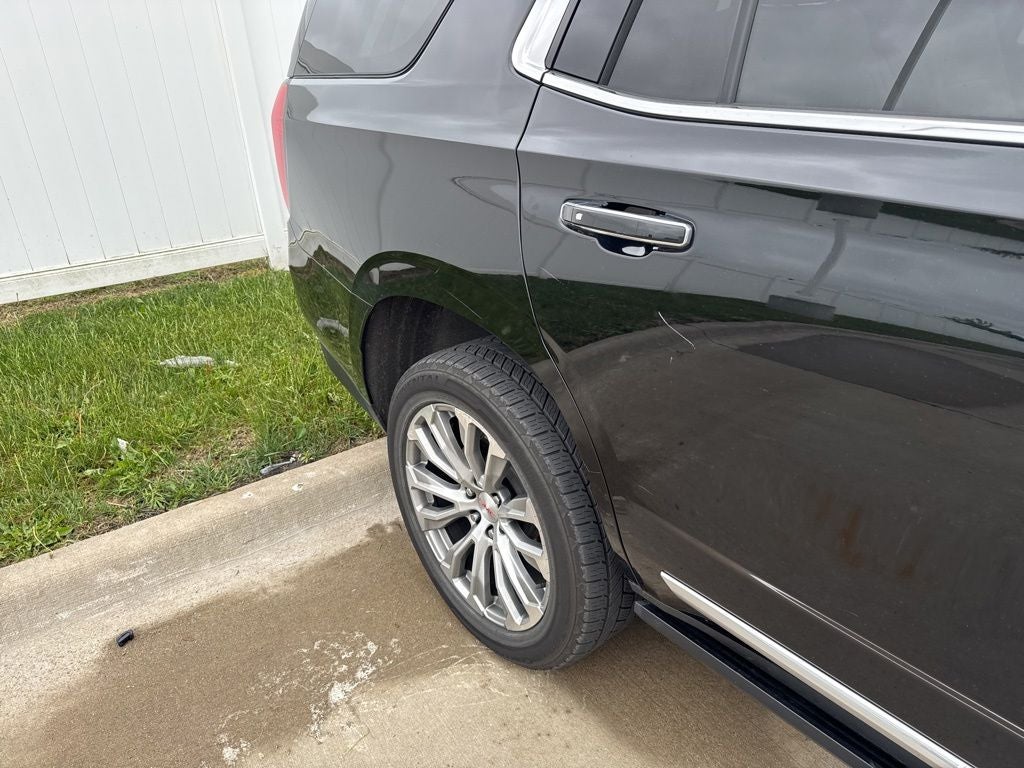 2021 GMC Yukon 4WD Denali