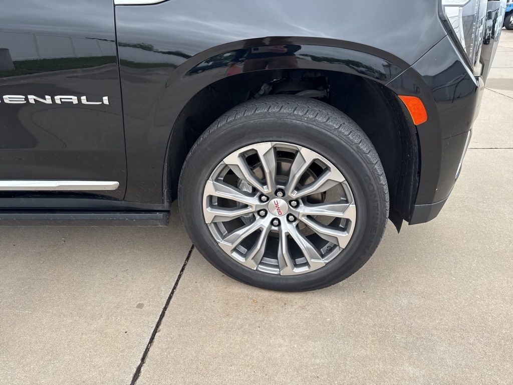 2021 GMC Yukon 4WD Denali