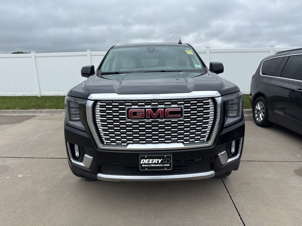 2021 GMC Yukon 4WD Denali