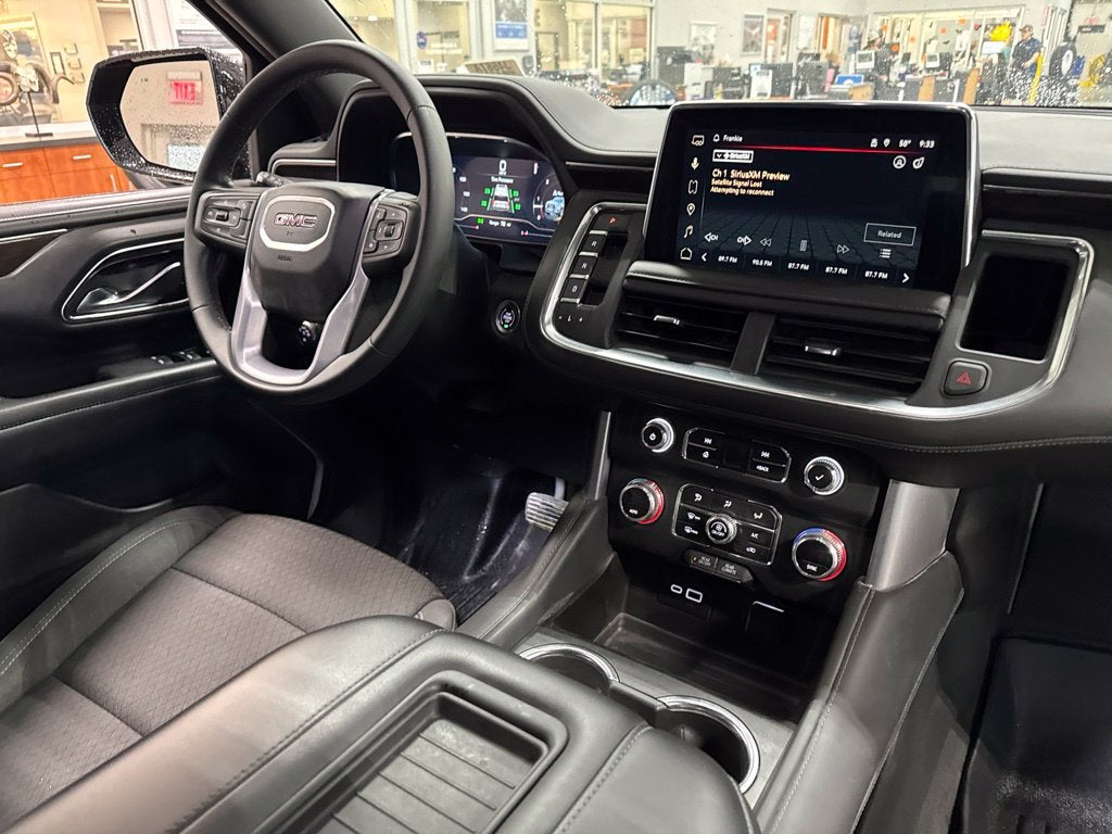 2024 GMC Yukon XL 4WD SLE
