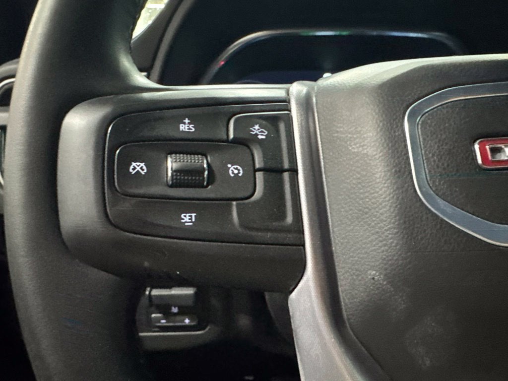 2024 GMC Yukon XL 4WD SLE