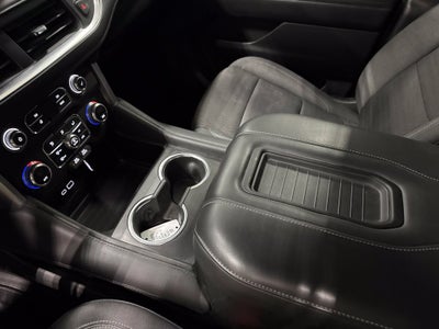 2024 GMC Yukon XL 4WD SLE