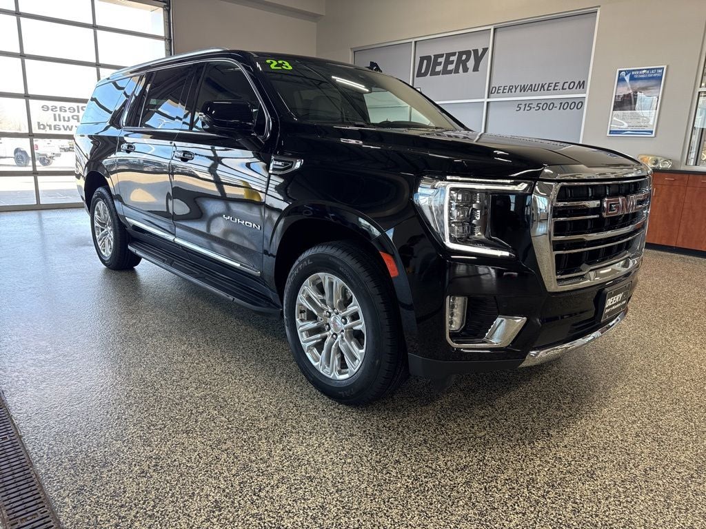 2023 GMC Yukon XL 4WD SLT