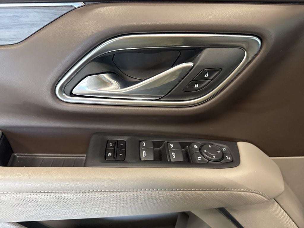 2023 GMC Yukon XL 4WD SLT