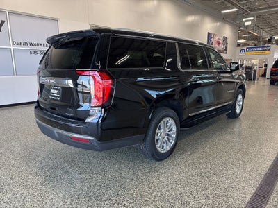 2023 GMC Yukon XL 4WD SLT