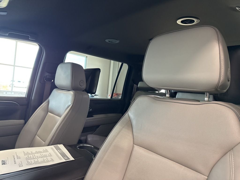 2023 GMC Yukon XL 4WD SLT