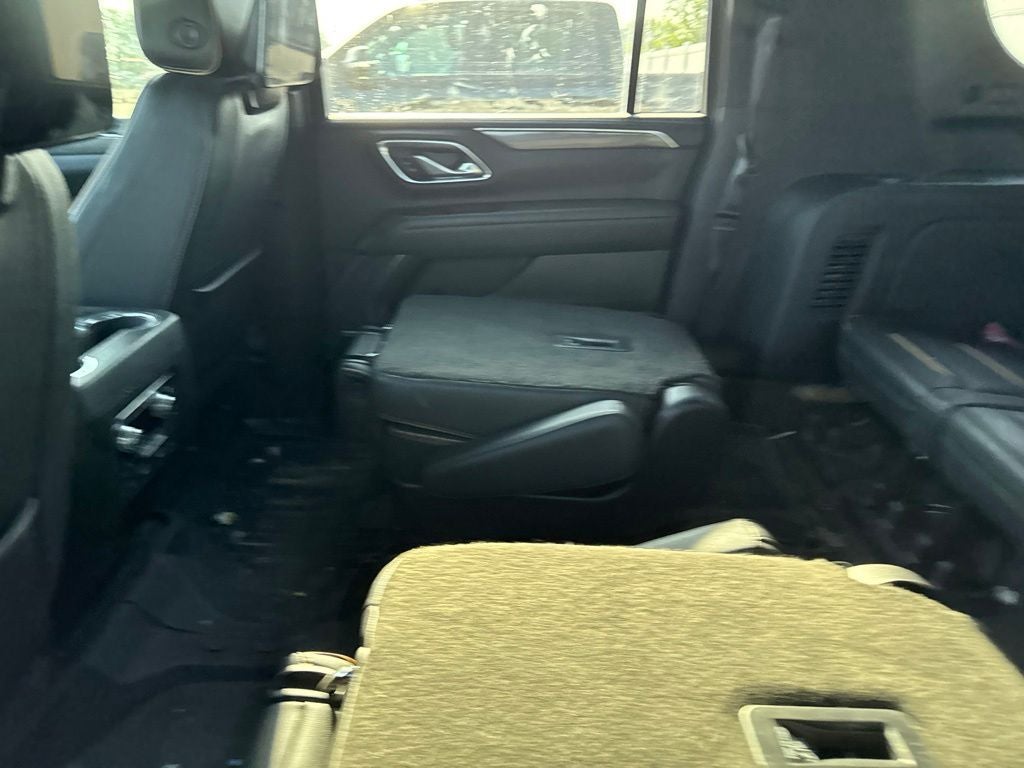 2023 GMC Yukon XL 4WD AT4